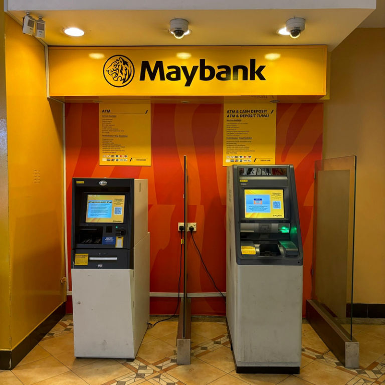 ATM Maybank Alfamart Juanda 1: Solusi Transaksi Cepat di Jantung Kota Cilacap